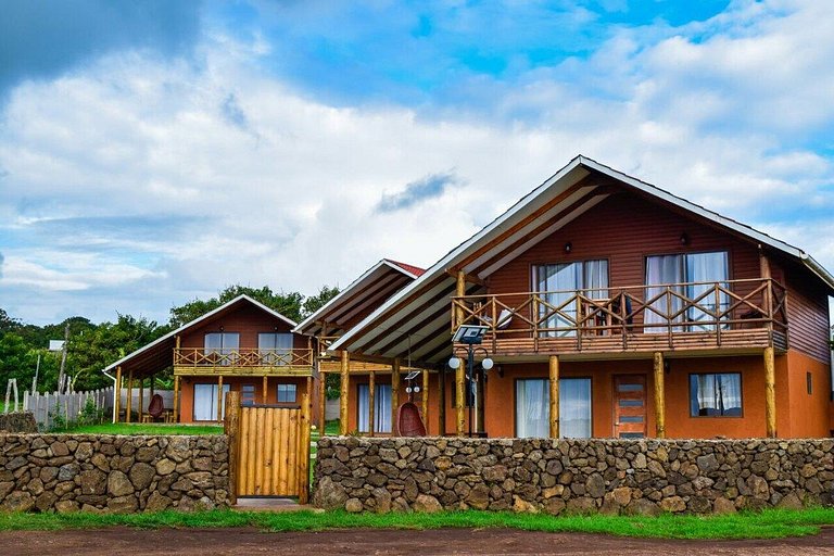 Cabaña frente al mar y con vista a los moai - Vaimiti