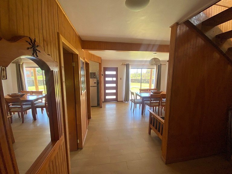 Cabaña frente al mar y con vista a los moai - Vaimiti