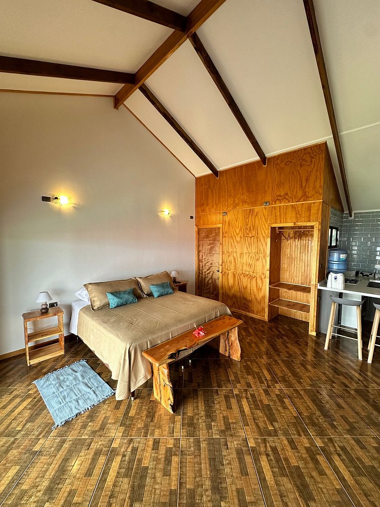 Habitación con cocina y baño privado